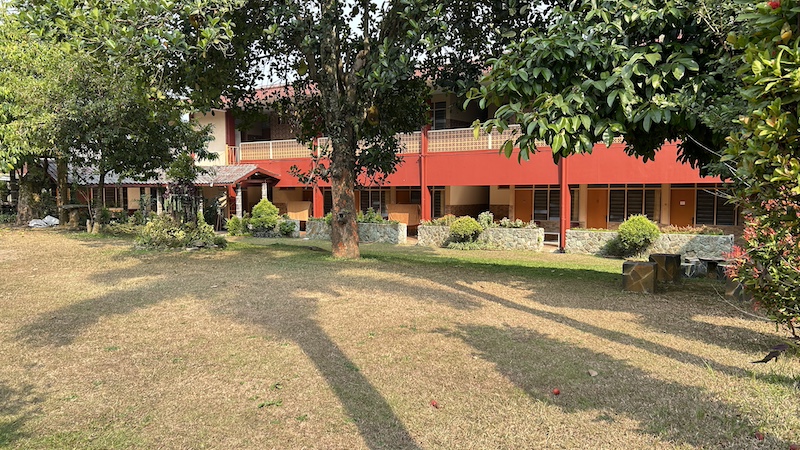 Lapangan Bawah